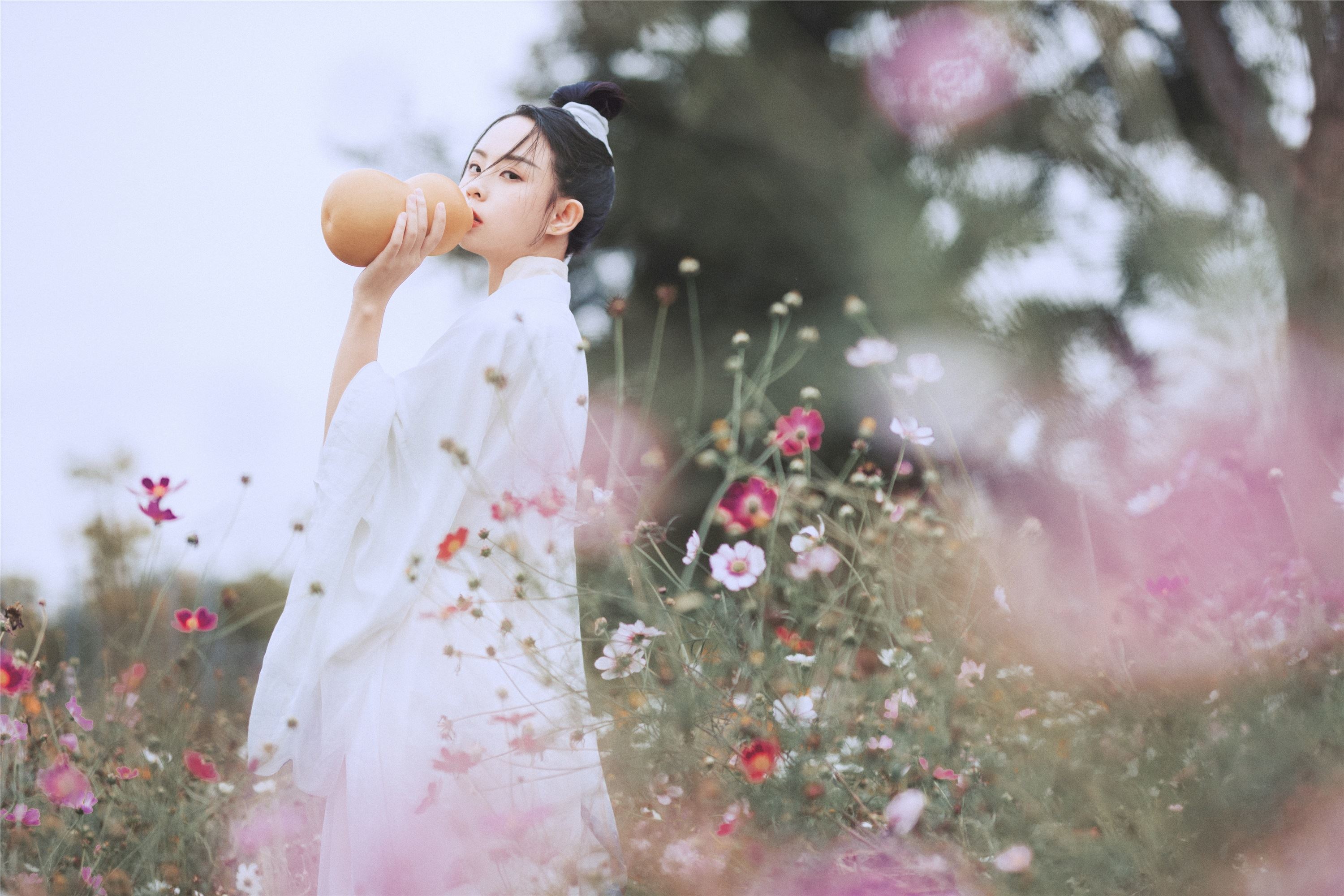 YITUYU艺图语 2021.09.04 白衣隐 冯友薇